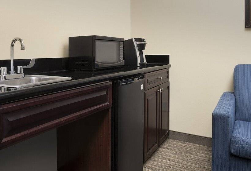 Люкс Адаптированный для Инвалидов, Holiday Inn Express Hotel & Suites Uvalde By Ihg