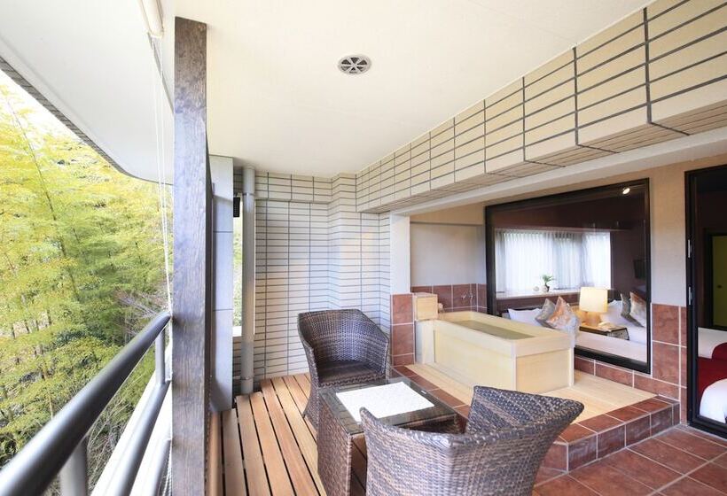 Четырехместный Номер Стандарт, Merveille Hakone Gora