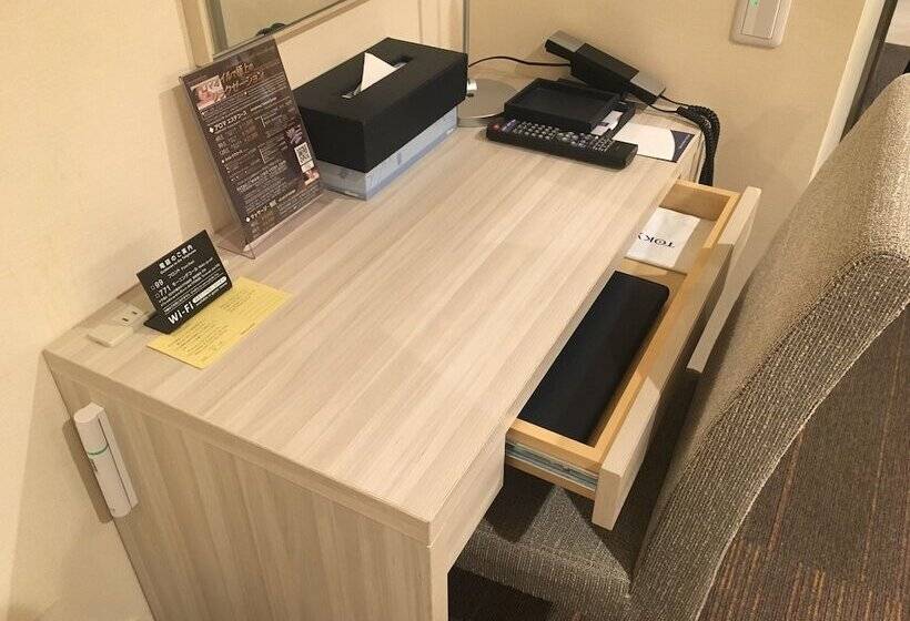 Номер Стандарт, Tokyu Stay Yotsuya Shinjuku
