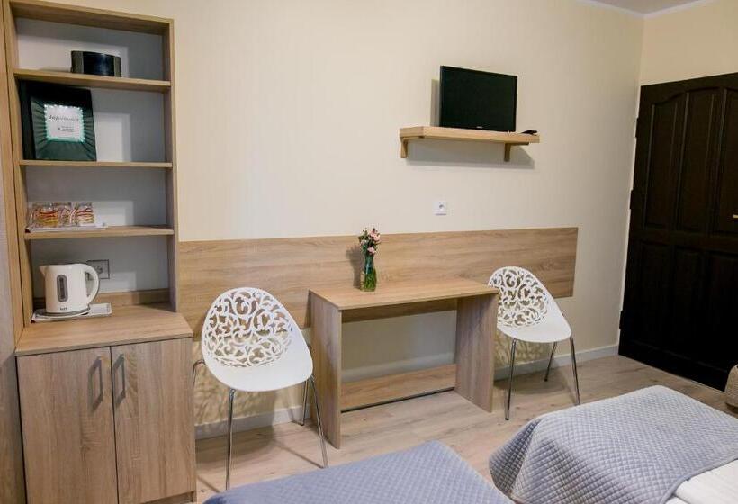 Номер Стандарт Трехместный, Eko Hotel Na Wierzynka & Park Pinokia