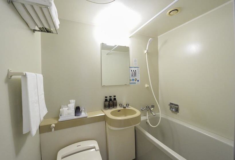Номер Стандарт, Court Hotel Shin Yokohama