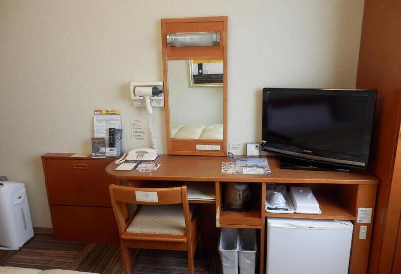 Номер Базовый Двуспальная Кровать, Route Inn Kanazawa Ekimae