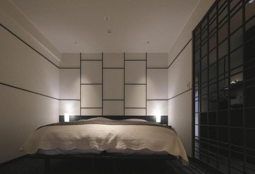 Номер Superior, Azumaen