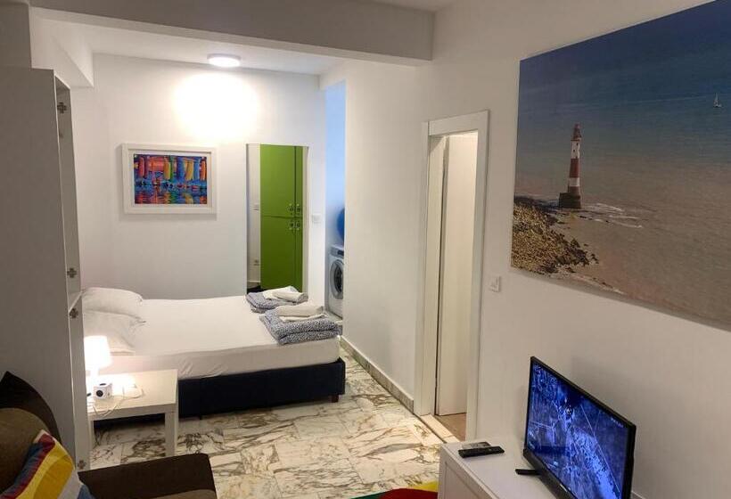 ファミリールーム, Hostel Split