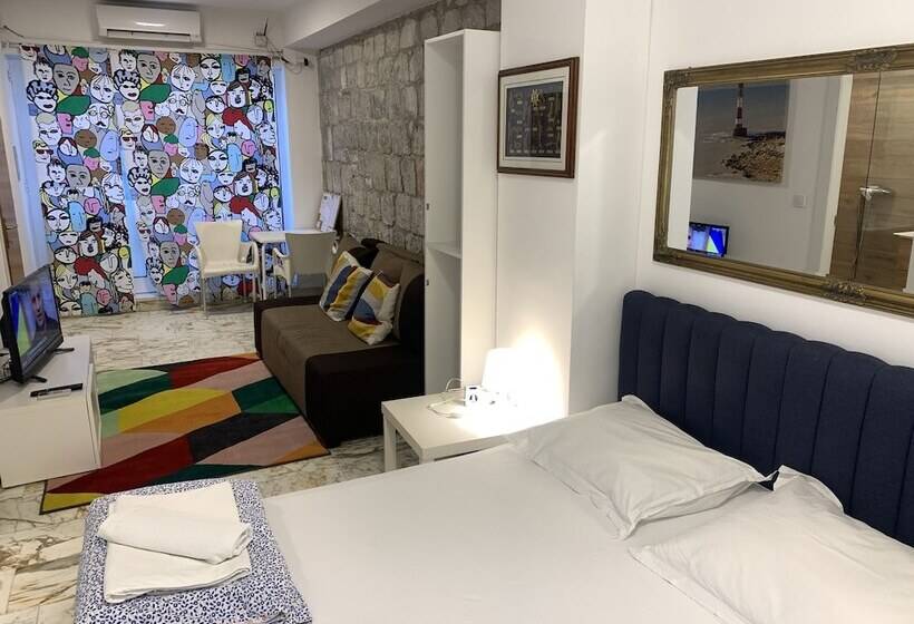 ファミリールーム, Hostel Split