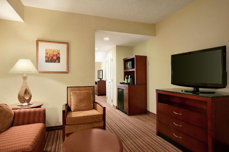 Люкс, Candlewood Suites Louisville North, An Ihg
