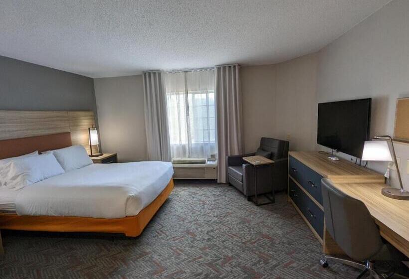 스탠다드 스튜디오, Candlewood Suites Wilson, An Ihg