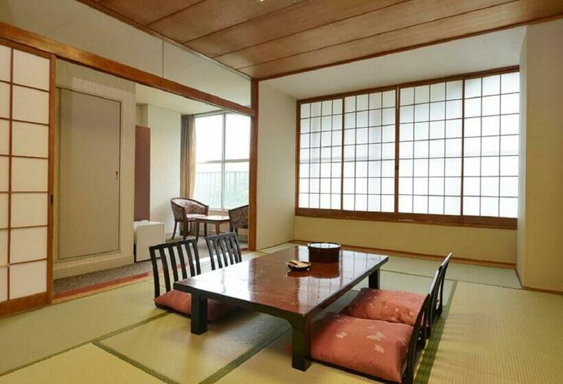 Номер Superior, Kinugawa Royal