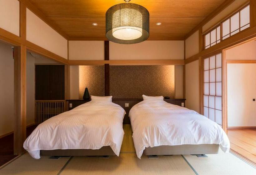 Номер Superior, Takanosukan