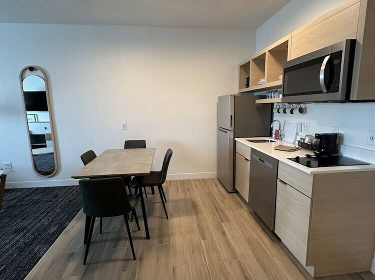 스위트, Towneplace Suites Weatherford