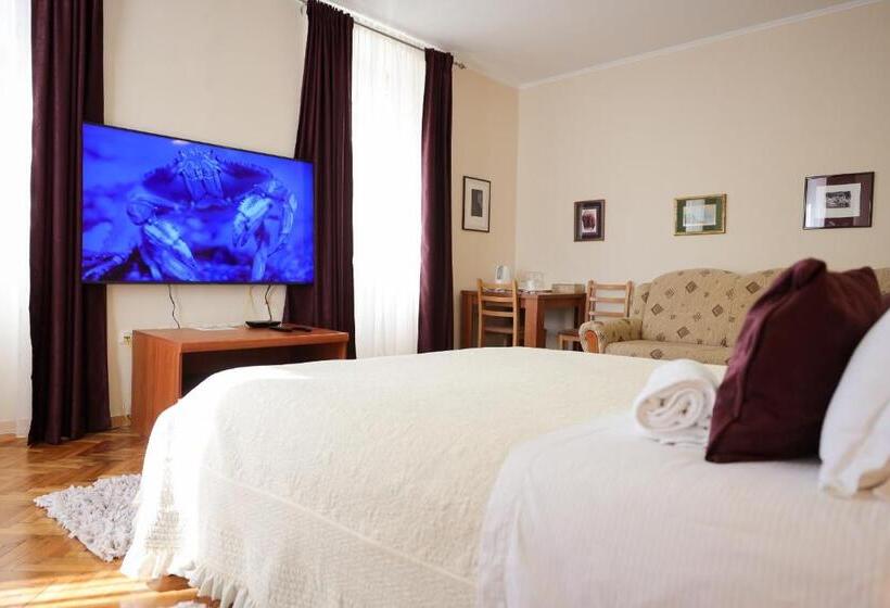 Номер Deluxe, Rooms Goga