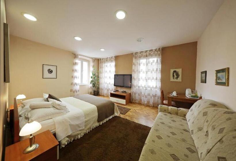Номер Deluxe, Rooms Goga