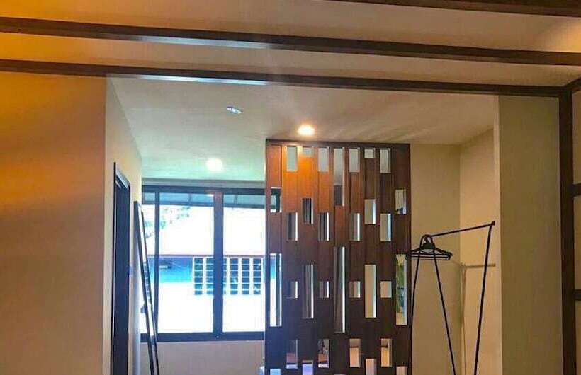 اتاق لوکس با چشم‌انداز استخر, Arwana Perhentian Eco & Beach Resort