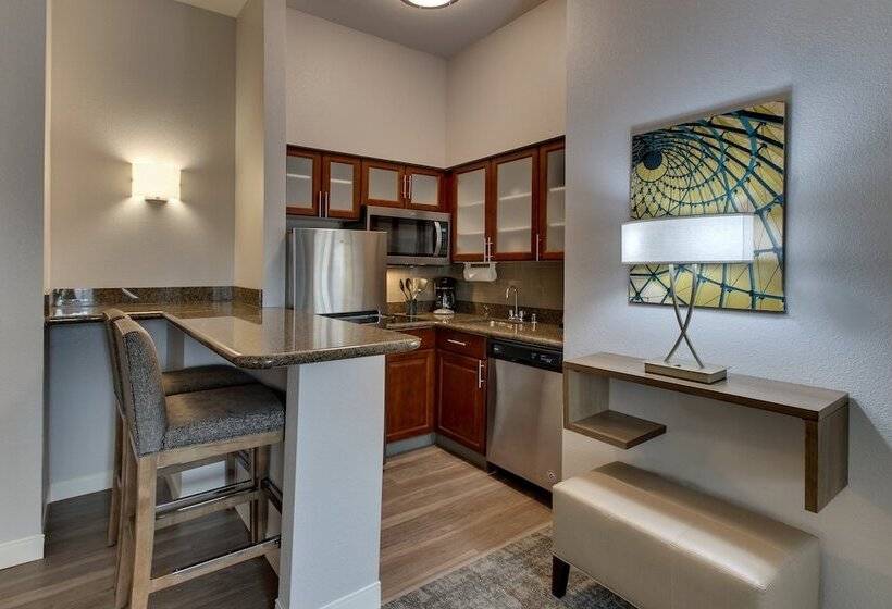 Люкс, Staybridge Suites Missoula, An Ihg