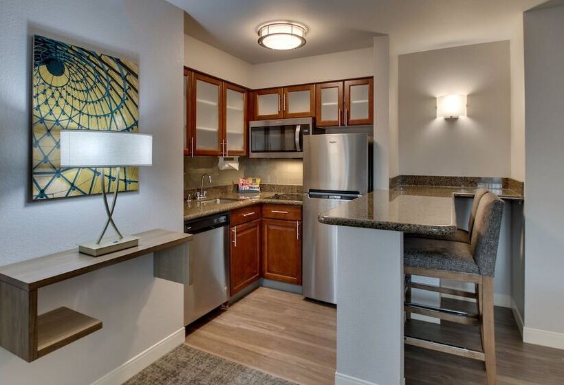 Люкс Адаптированный для Инвалидов, Staybridge Suites Missoula, An Ihg