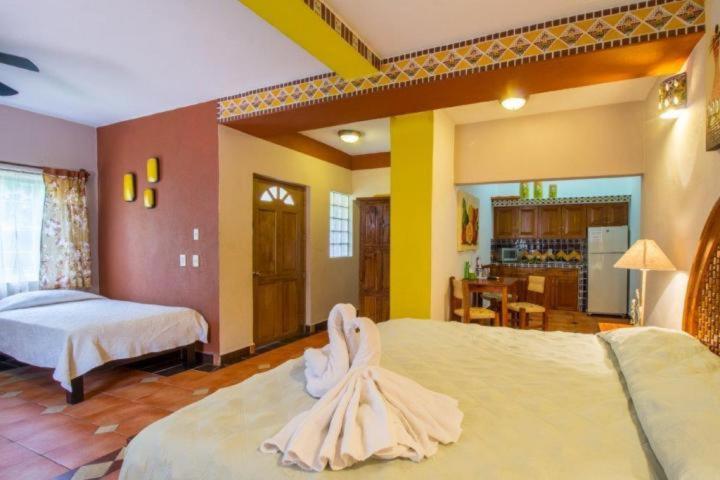 غرفة قياسية ثلاثية مزودة بشرفة, Casa Virgilios B&b