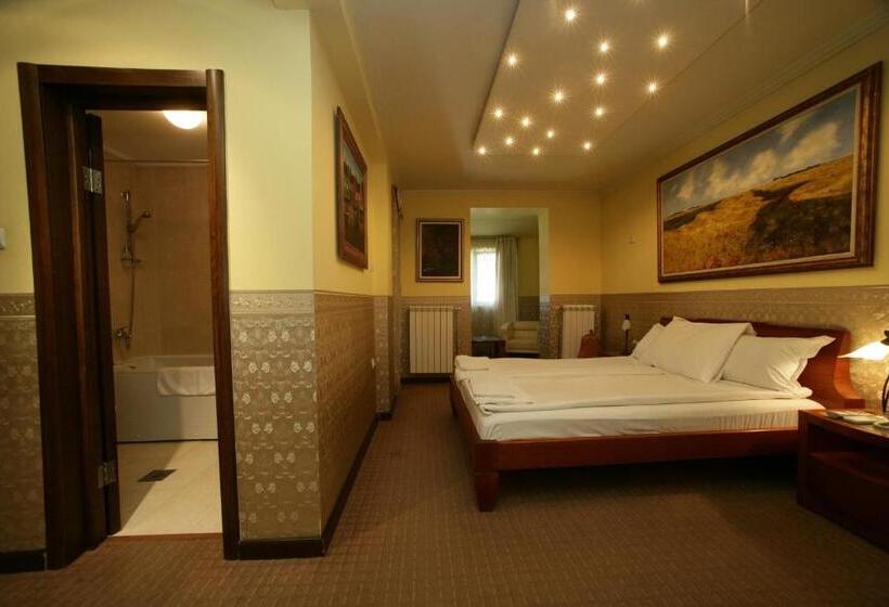 חדר סטנדרט לשלושה, Garni Hotel Garson Lux Ns