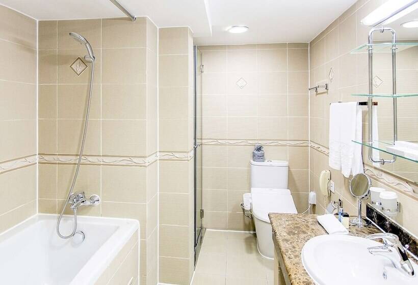 Habitación Superior, Kempinski Hotel Khan Palace