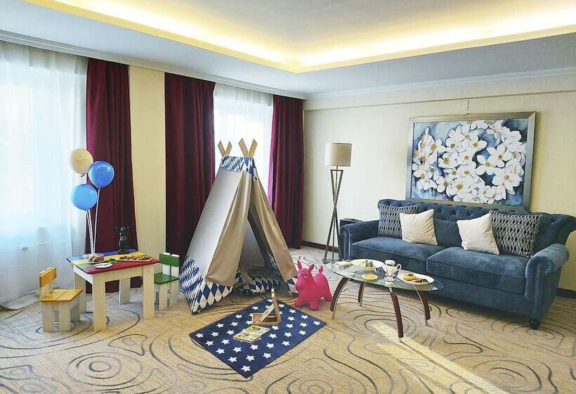 Suite Superior, Kempinski Hotel Khan Palace