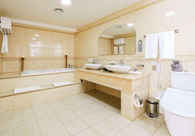 Suite Presidencial, Kempinski Hotel Khan Palace