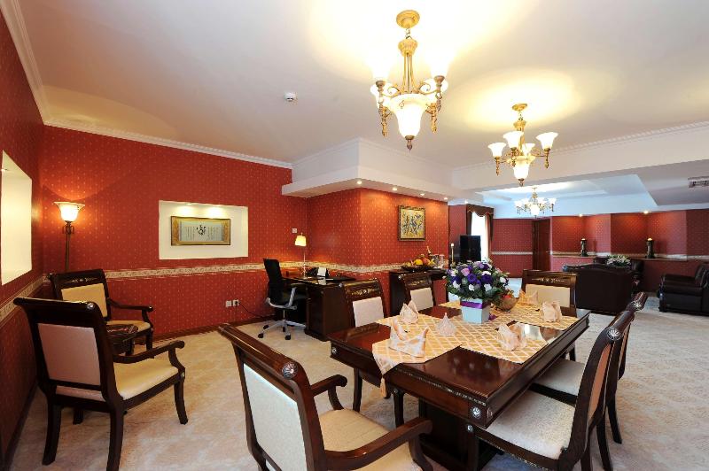 Suite Presidencial, Kempinski Hotel Khan Palace