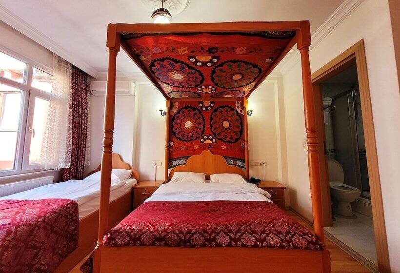 Standard Triple Room, Marmara Guesthouse