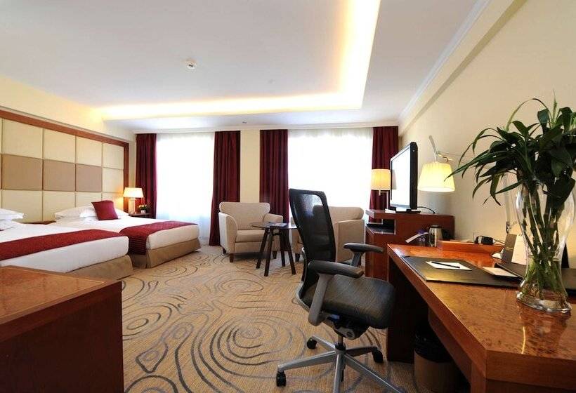 Habitación Deluxe, Kempinski Hotel Khan Palace