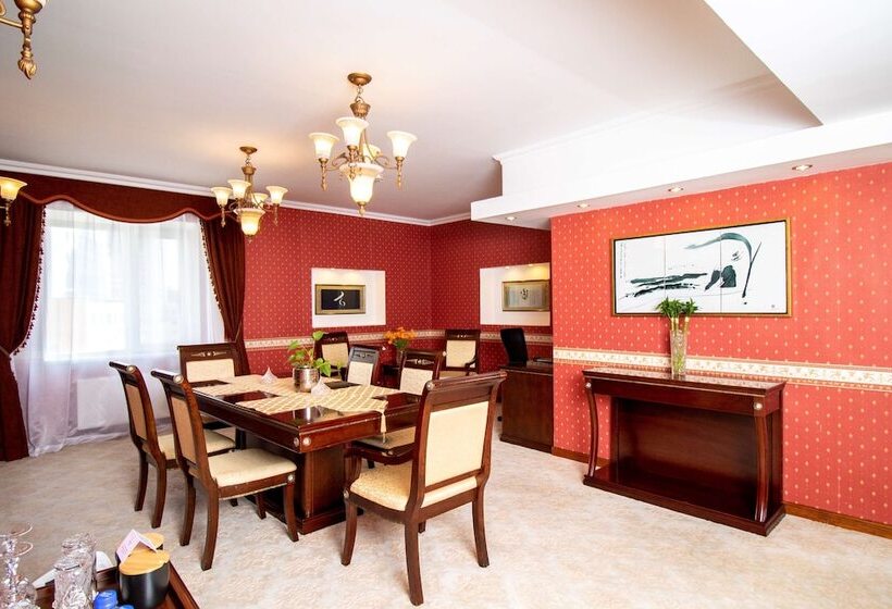Suite Presidencial, Kempinski Hotel Khan Palace