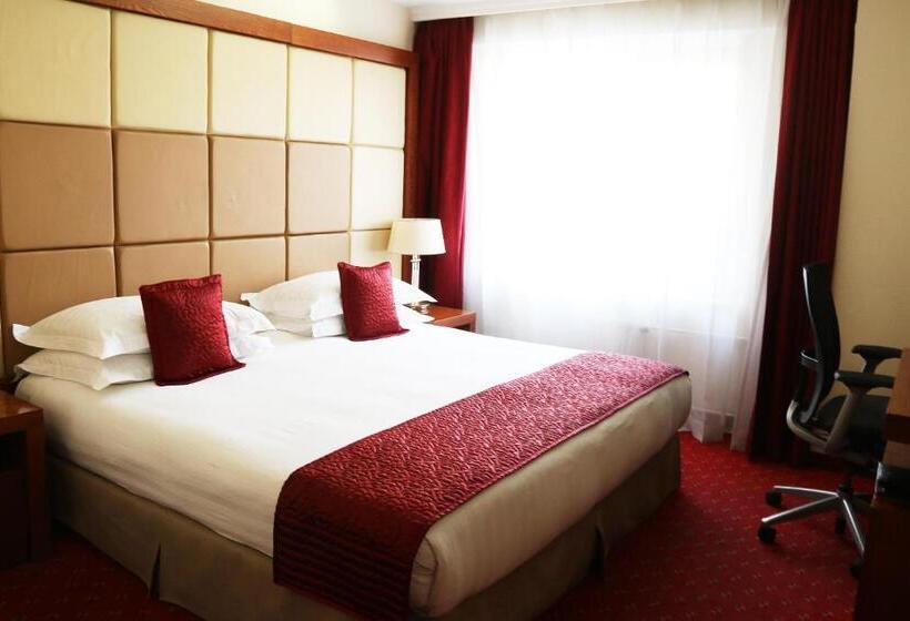 Habitación Superior Cama King, Kempinski Hotel Khan Palace