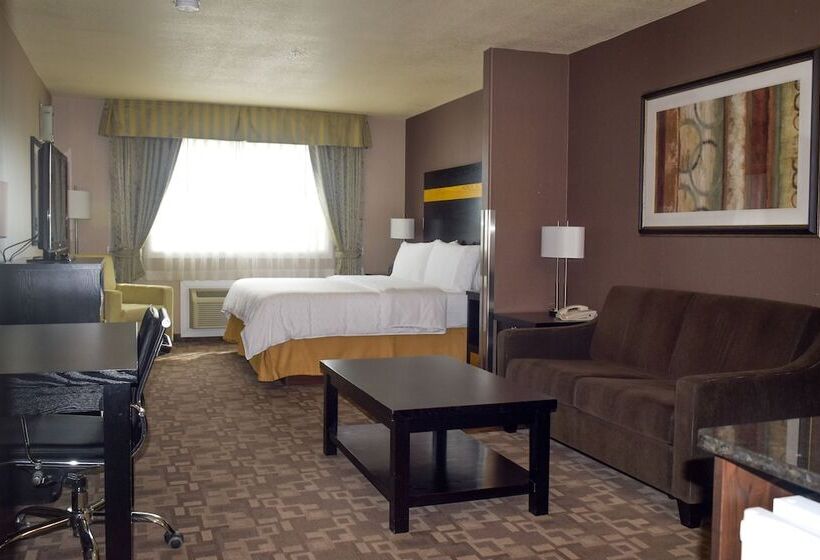 Люкс, Holiday Inn Express And Suites Dawson Creek, An Ihg