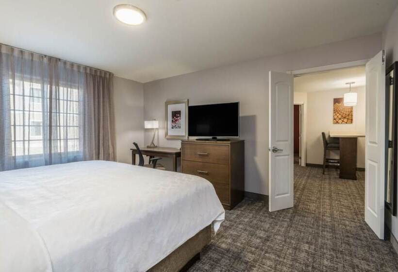 장애인을 위한 스위트, Staybridge Suites Bismarck, An Ihg
