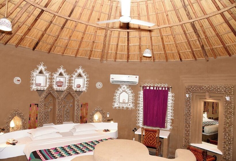 Номер Deluxe, The Desert Resort