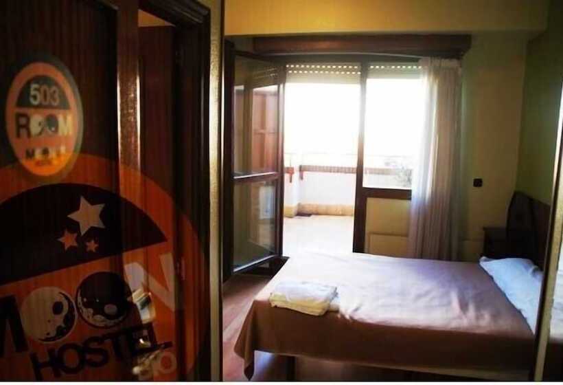 Standard Room, Moon Hostel Bio