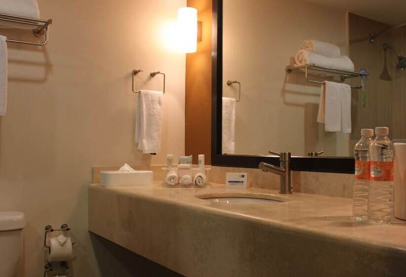 ２ダブルベッドのスタンダードルーム, Holiday Inn Express Guaymas, An Ihg