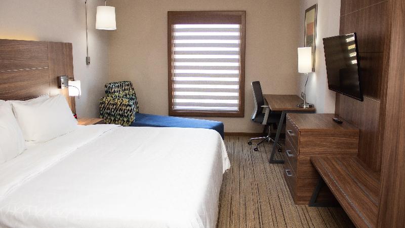 キングサイズベッドのスタンダードルーム, Holiday Inn Express Guaymas, An Ihg