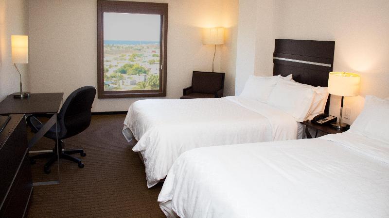 プールビュースタンダードルーム, Holiday Inn Express Guaymas, An Ihg