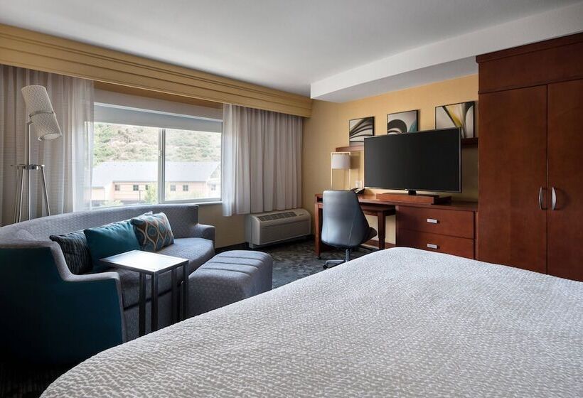 스탠다드 룸 더블 침대, Courtyard By Marriott Glenwood Springs