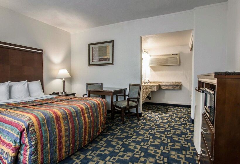 스탠다드 룸 더블 침대, Rodeway Inn Oceanside Marina