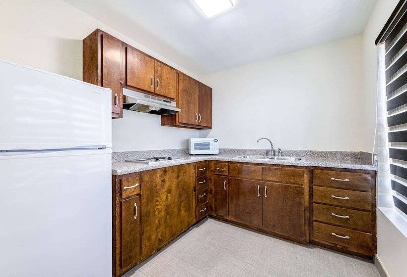 스위트, Clarion Pointe Madisonhuntsville