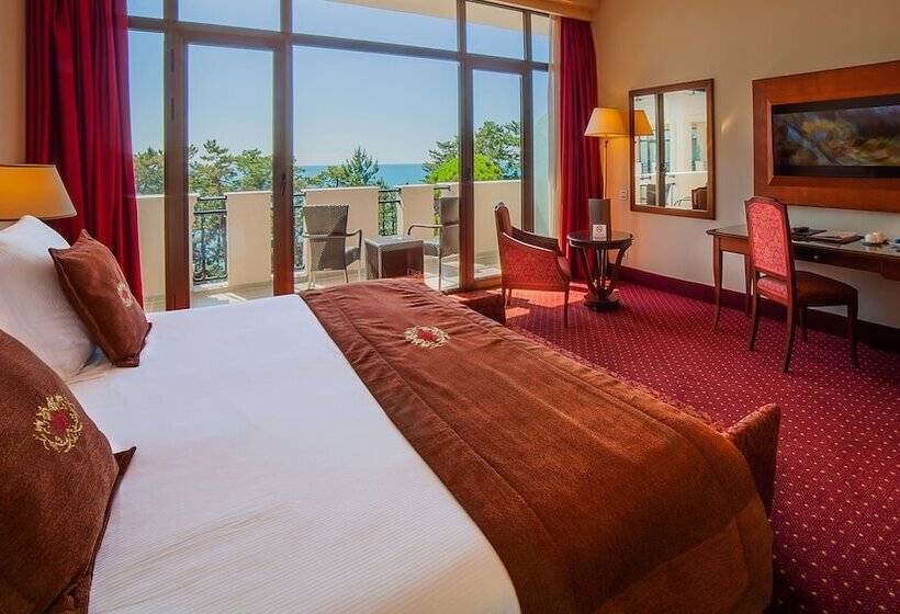 اتاق لوکس با چشم‌انداز دریا, Kobuleti Georgia Palace Hotel & Spa