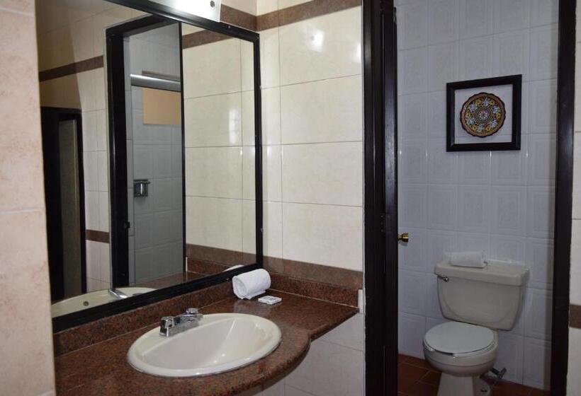 Полулюкс, Vf Villa Florencia