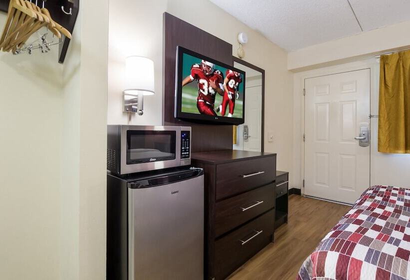 Номер Deluxe, Red Roof Inn Shelbyville