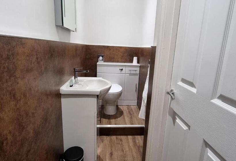 Номер Стандарт, Fairlawn House