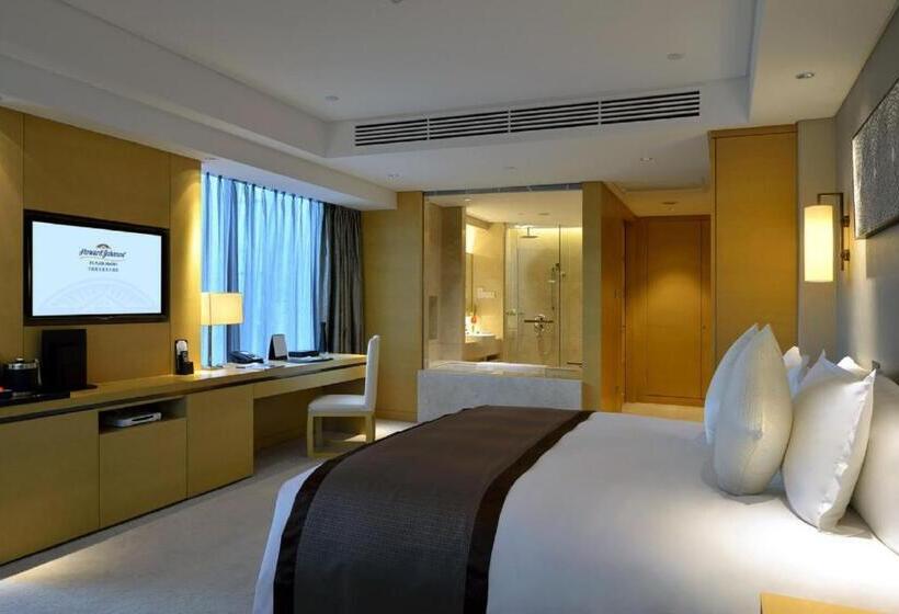 Номер Superior, Howard Johnson Ifc Plaza Ningbo