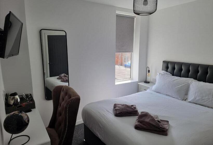 Economy Room, Langley House