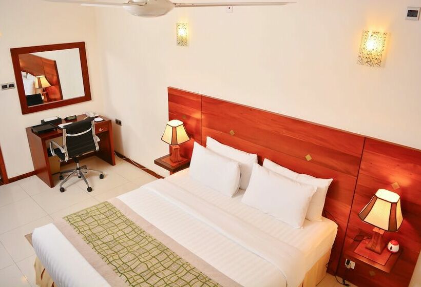 Люкс Повышенной Комфортности, Unique Towers Luxury Boutique Suites
