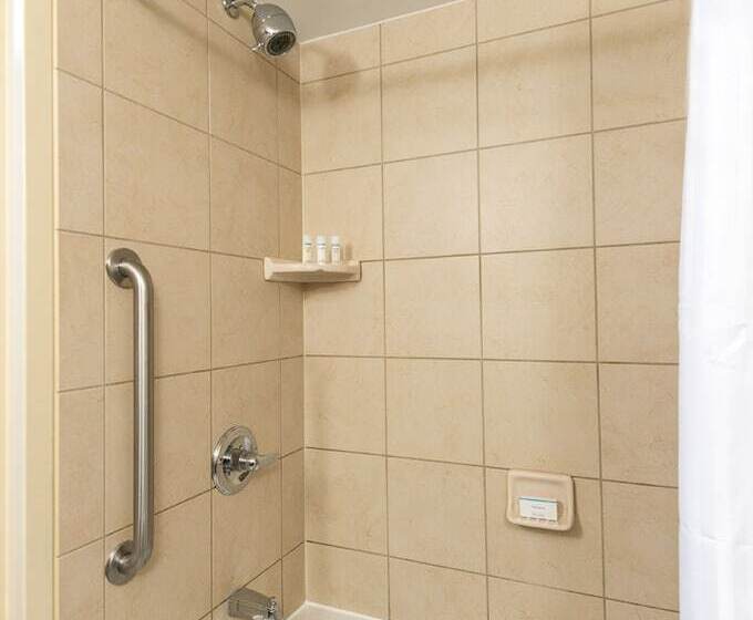 스탠다드 룸 킹사이즈 침대, Hilton Garden Inn Bethesda Downtown