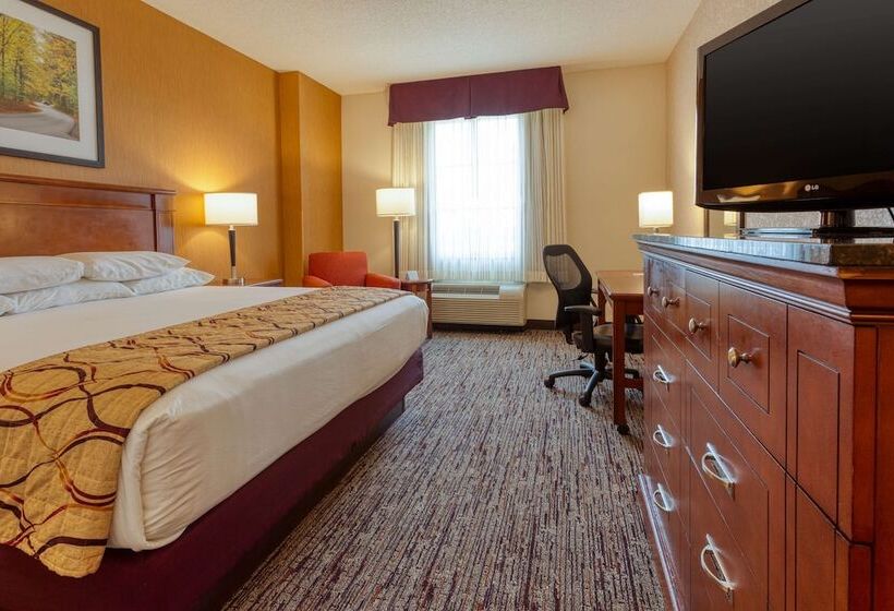 Suite, Drury Inn & Suites Indianapolis Northeast