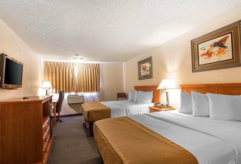 Номер Стандарт 2 Двуспальные Кровати, Brentwood Inn Clinton