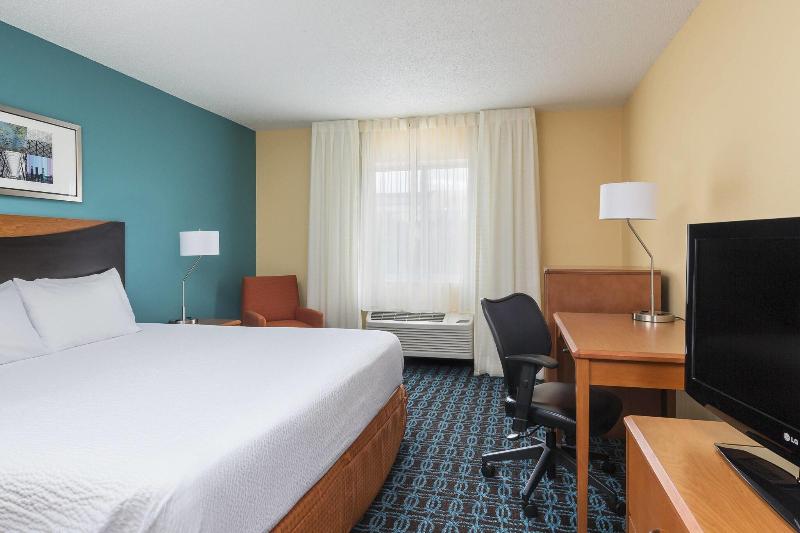 חדר סטנדרט עם מיטת קינג, Fairfield Inn & Suites Lubbock